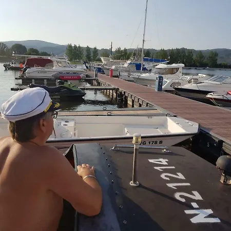 Sobe Emilija 招待所